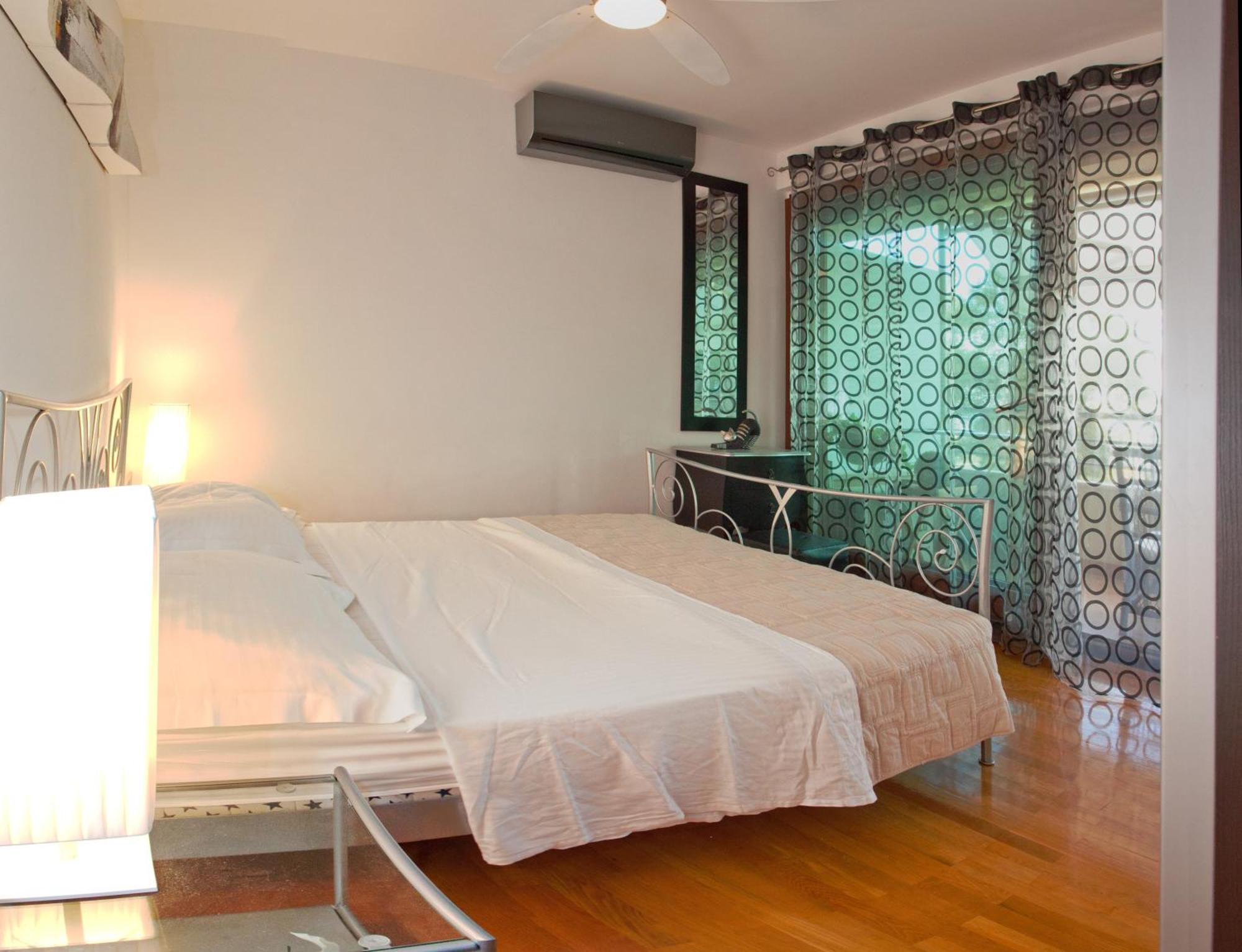 Residence Apartments Anamaria Podstrana Pokoj fotografie